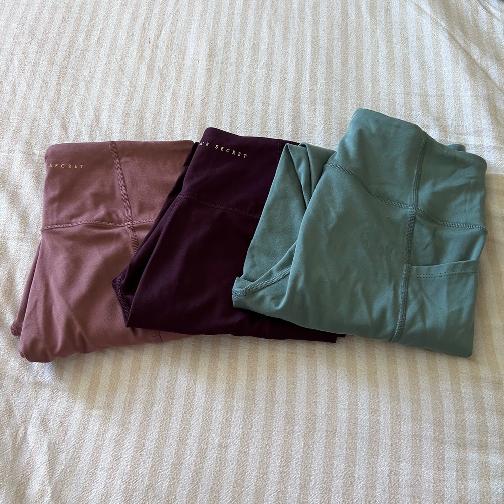 Victorias Secret Essential leggings 3pk